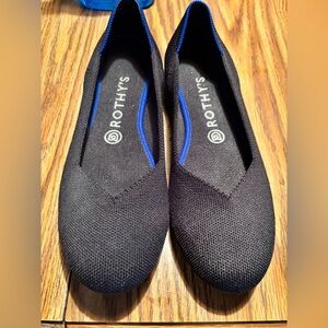 Rothy's Black rounded toe Slip-On shoes women’s size 8.5